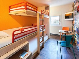 hotelF1 Maurepas