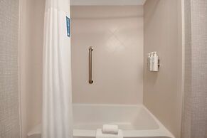 Hampton Inn Anderson/ Alliance Business Park