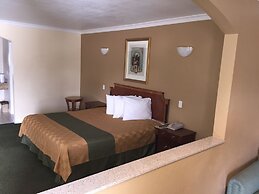 Walnut Inn & Suites West Covina