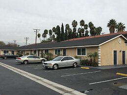 Walnut Inn & Suites West Covina