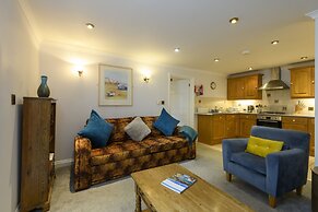 Beachcombers Apartments