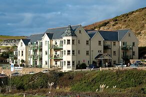 Beachcombers Apartments