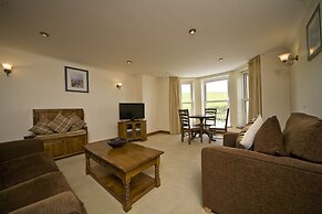 Beachcombers Apartments