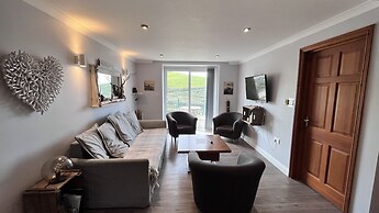 Beachcombers Apartments