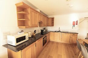 Beachcombers Apartments
