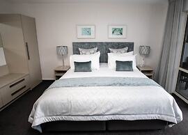 Radfords on the Lake