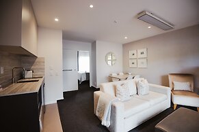 Radfords on the Lake