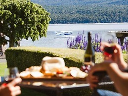 Radfords on the Lake