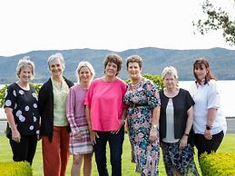 Radfords on the Lake