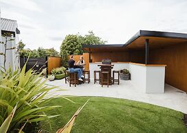 Radfords on the Lake