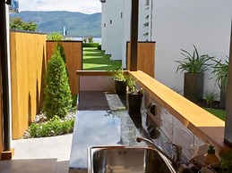 Radfords on the Lake