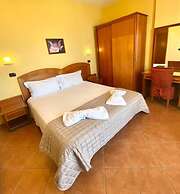 Hotel Audi Frontemare