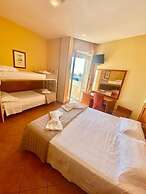 Hotel Audi Frontemare