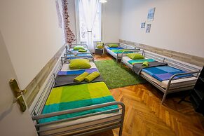 Friends Hostel and Apartments Budapest