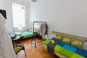 Friends Hostel and Apartments Budapest