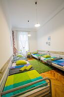 Friends Hostel and Apartments Budapest
