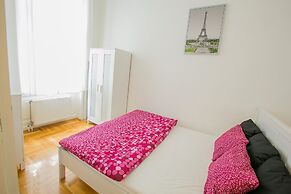 Friends Hostel and Apartments Budapest
