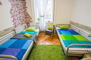 Friends Hostel and Apartments Budapest