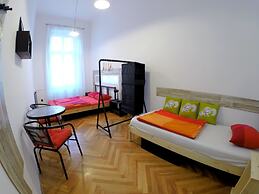 Friends Hostel and Apartments Budapest