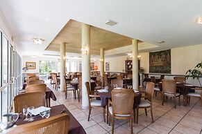 Logis Hotel les Cimes