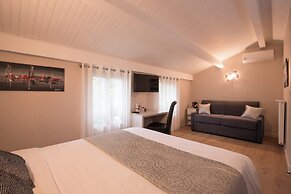Logis Le Petit Casset