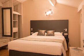 Logis Le Petit Casset