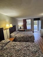 Riverfront Lodge