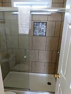 Amelia's Landing Hotel