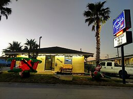 Amelia's Landing Hotel