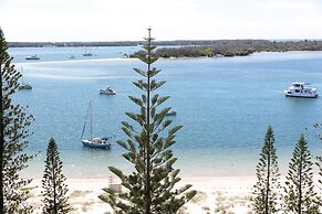 Royal Pacific Resort