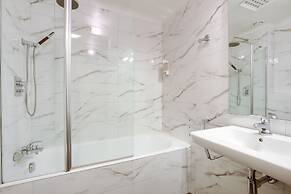 Hotel Opéra Maintenon