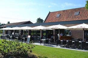 Le Domaine des Cigognes