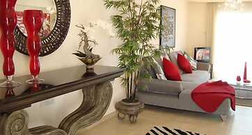 Amadora Luxury Villas