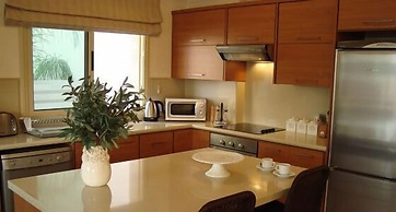 Amadora Luxury Villas