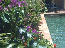 Mid City Luxury Suites