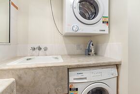 Mid City Luxury Suites