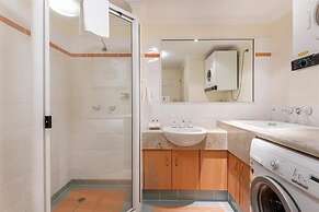 Mid City Luxury Suites