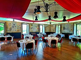Domaine De Barres