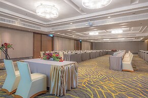 Summit Windmill Golf Suite Hotel @Suvarnabhumi