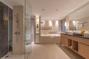 Summit Windmill Golf Suite Hotel @Suvarnabhumi