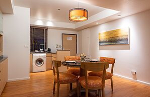 Summit Windmill Golf Suite Hotel @Suvarnabhumi