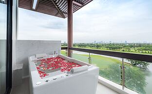 Summit Windmill Golf Suite Hotel @Suvarnabhumi