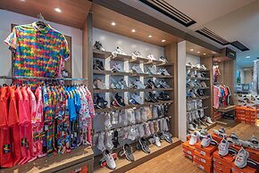 Summit Windmill Golf Suite Hotel @Suvarnabhumi