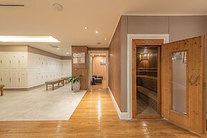 Summit Windmill Golf Suite Hotel @Suvarnabhumi