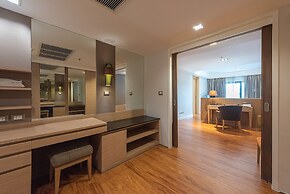 Summit Windmill Golf Suite Hotel @Suvarnabhumi