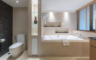 Summit Windmill Golf Suite Hotel @Suvarnabhumi