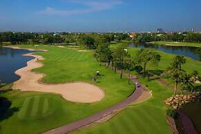 Summit Windmill Golf Suite Hotel @Suvarnabhumi