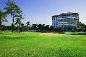 Summit Windmill Golf Suite Hotel @Suvarnabhumi