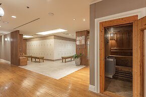 Summit Windmill Golf Suite Hotel @Suvarnabhumi