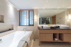 Summit Windmill Golf Suite Hotel @Suvarnabhumi